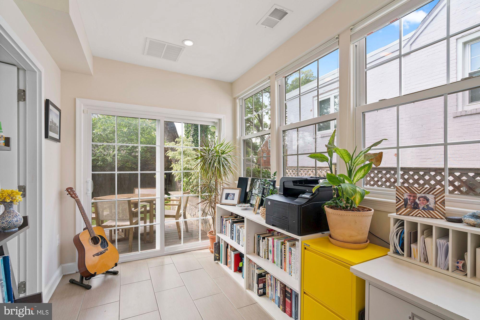 1608 Roxanna Road Northwest Washington, DC 20012 - Photo 10 of 28