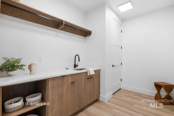 $749,900 | 55 East State Street, Unit 203, Eagle, ID 83616