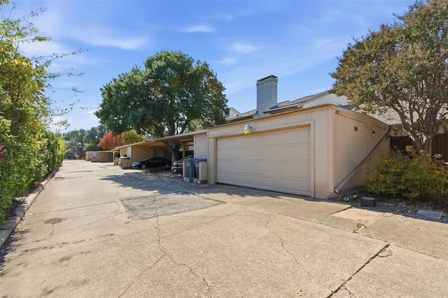 $265,900 | 9818 Bent Branch Lane, Dallas, TX 75243