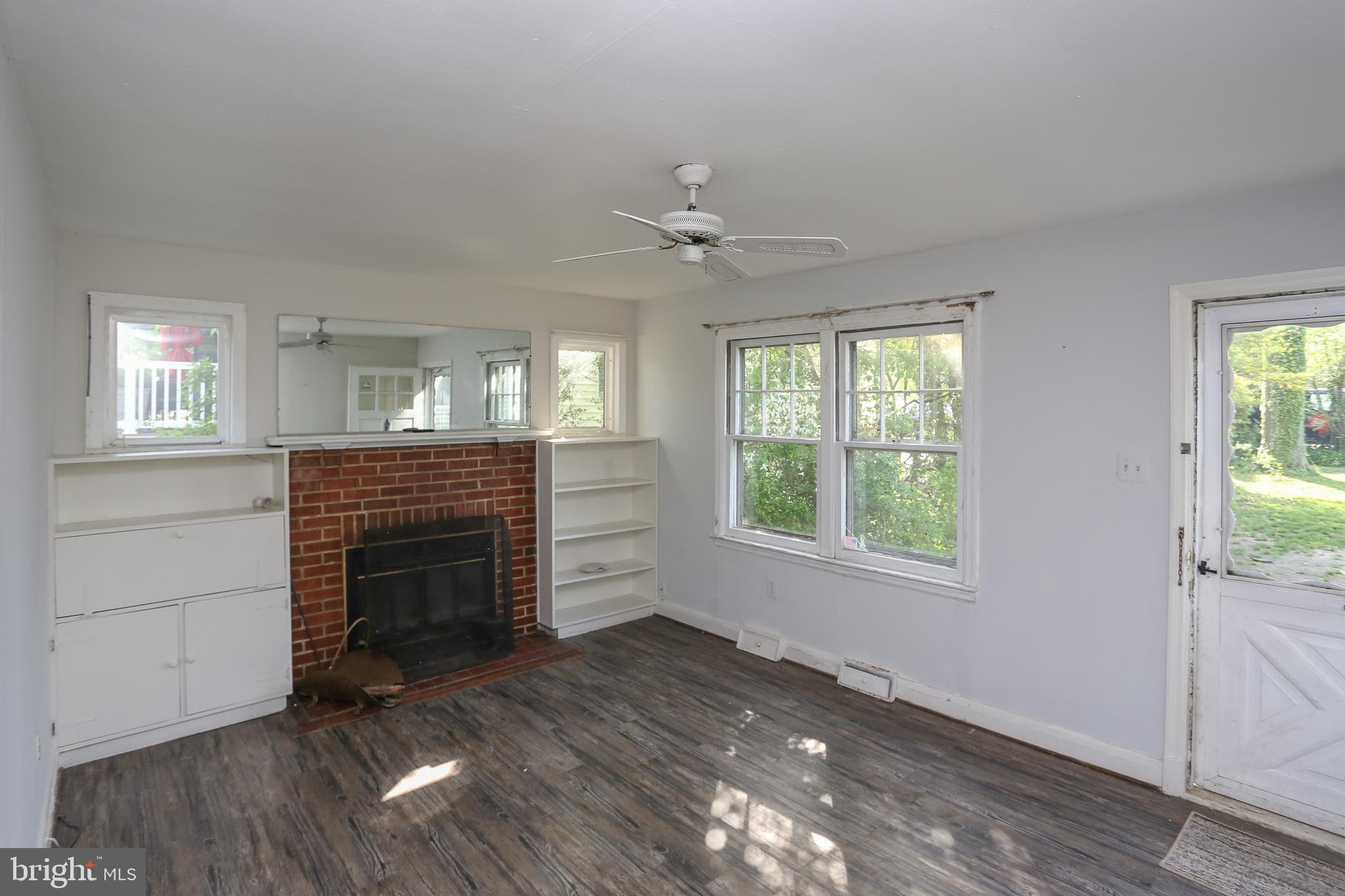 753 Powhatan Beach Road Pasadena, MD 21122 - Photo 15 of 31 Gallery Image 15