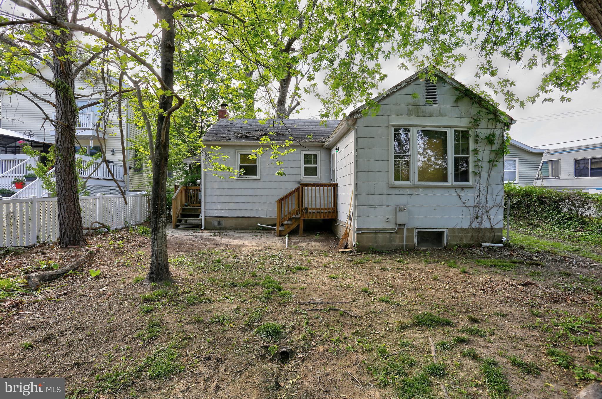 753 Powhatan Beach Road Pasadena, MD 21122 - Photo 19 of 31 Gallery Image 19