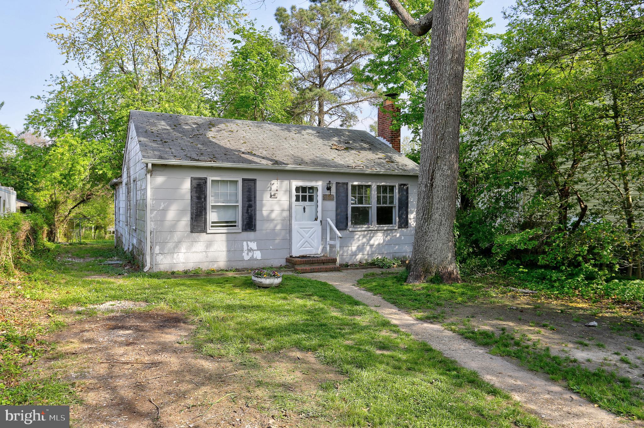 753 Powhatan Beach Road Pasadena, MD 21122 - Photo 3 of 31 Gallery Image 3