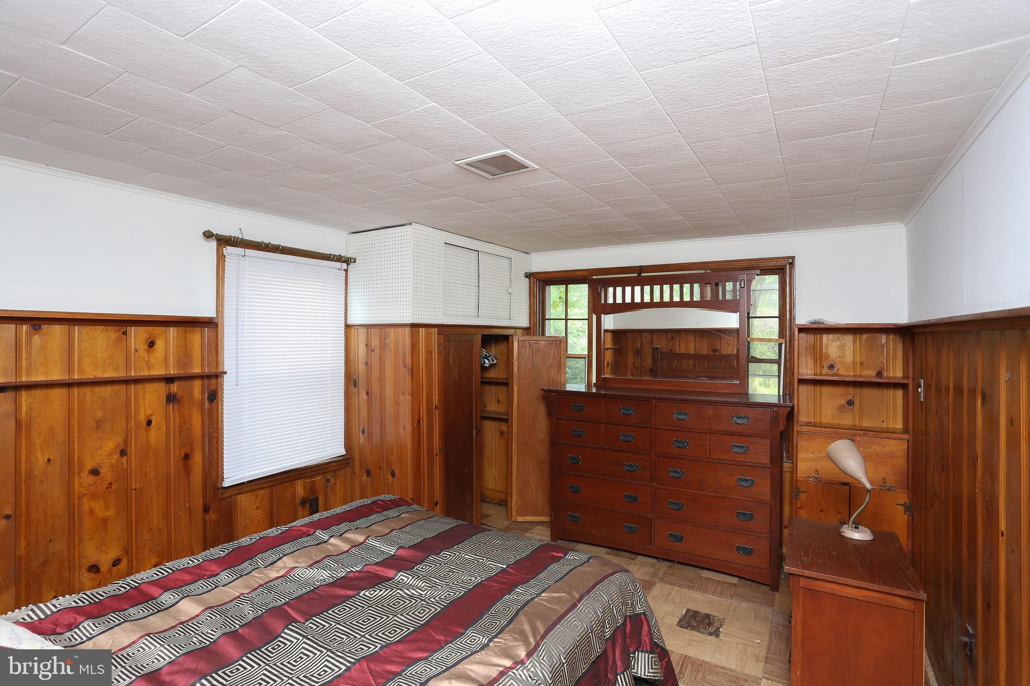 753 Powhatan Beach Road Pasadena, MD 21122 - Photo 6 of 31 Gallery Image 6