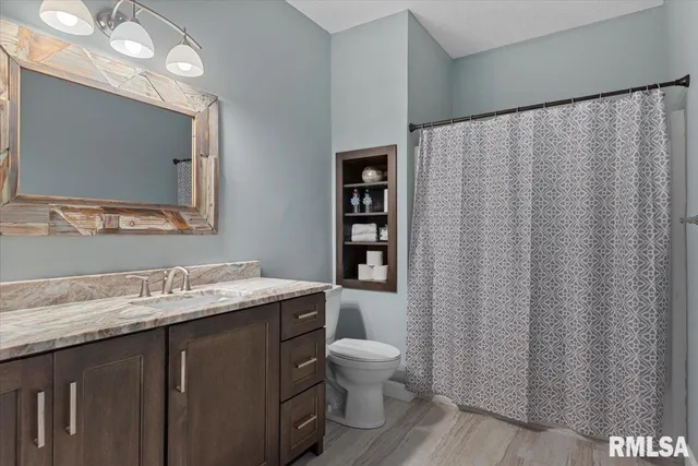 $499,000 | 2716 Killarney Road, Springfield, IL 62711