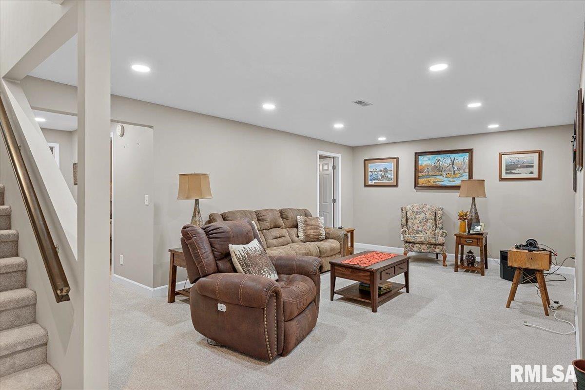 2716 Killarney Road Springfield, IL 62711 - Photo 30 of 48