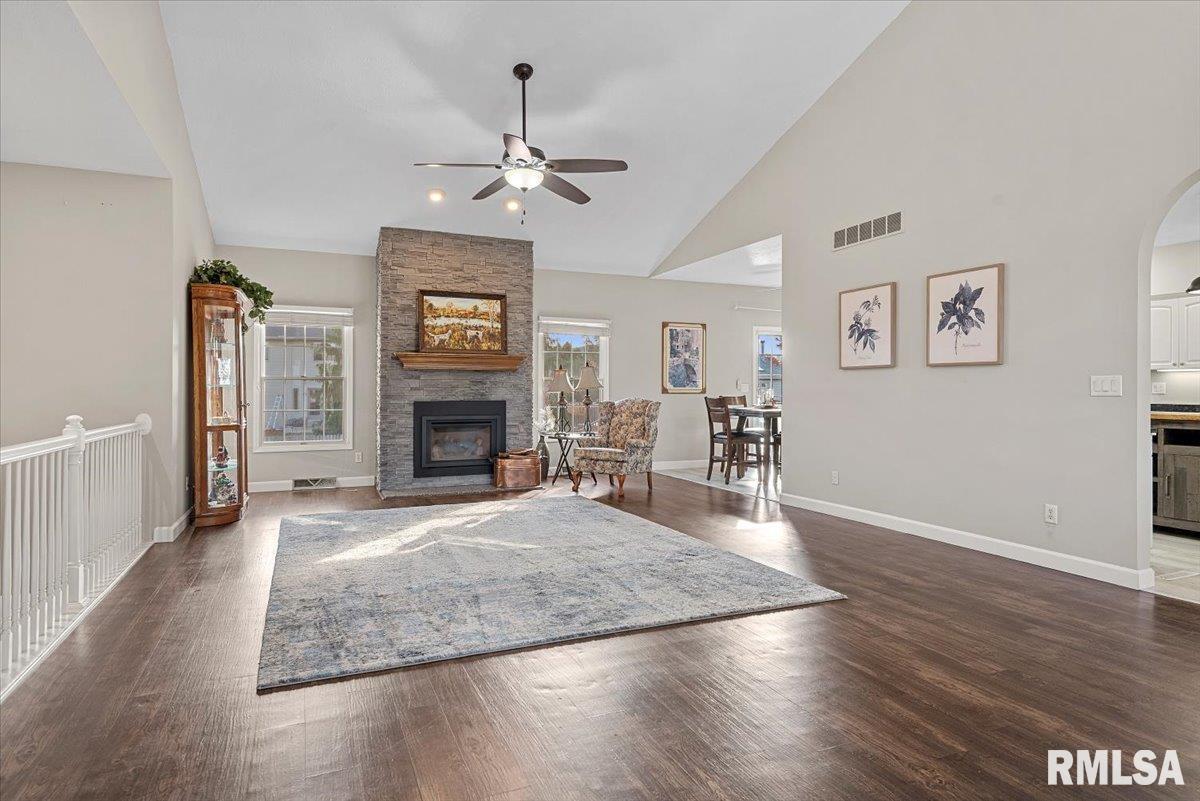 2716 Killarney Road Springfield, IL 62711 - Photo 3 of 48