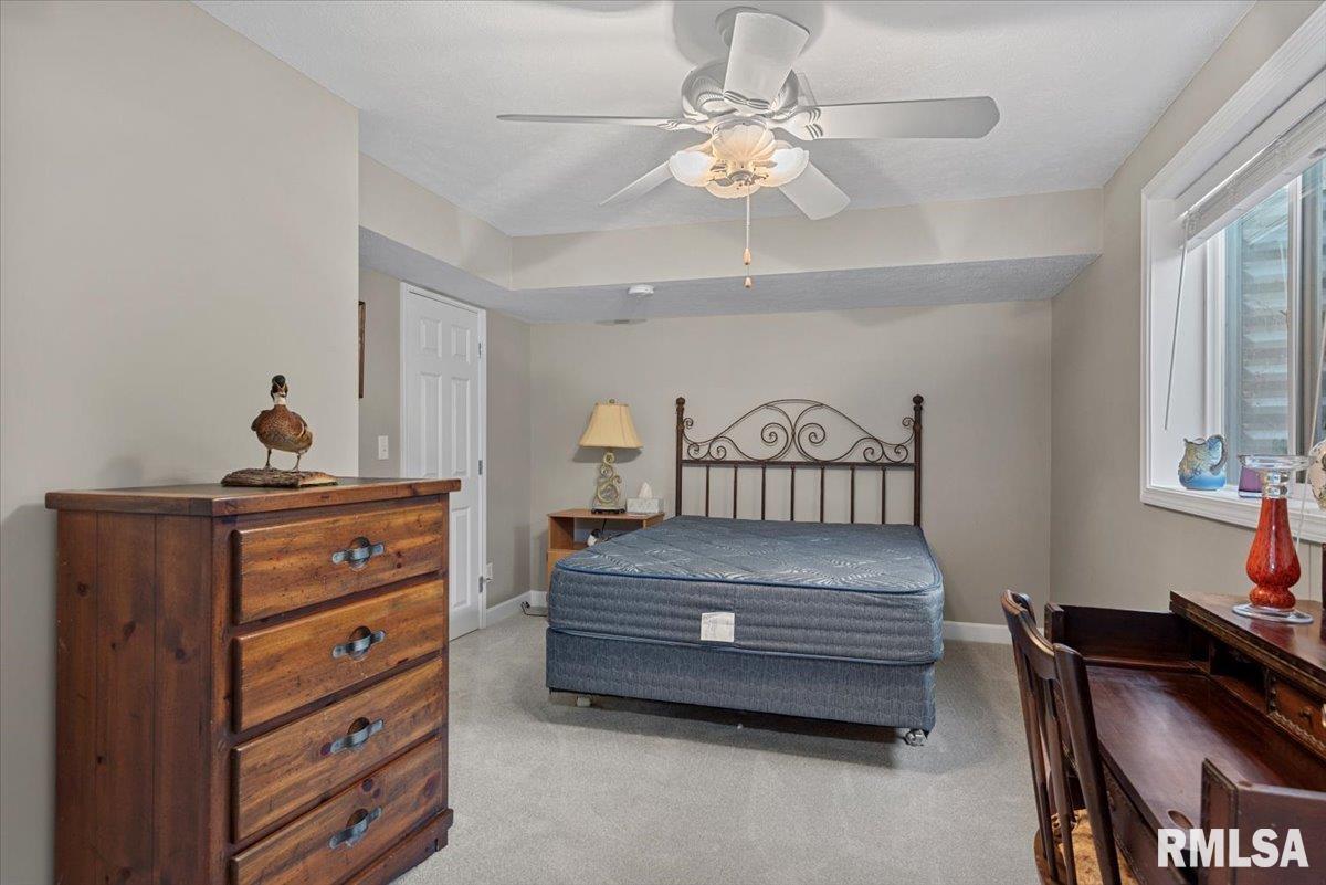 2716 Killarney Road Springfield, IL 62711 - Photo 33 of 48