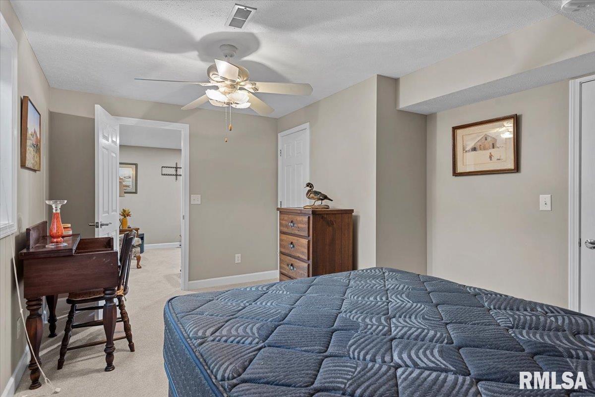 2716 Killarney Road Springfield, IL 62711 - Photo 34 of 48