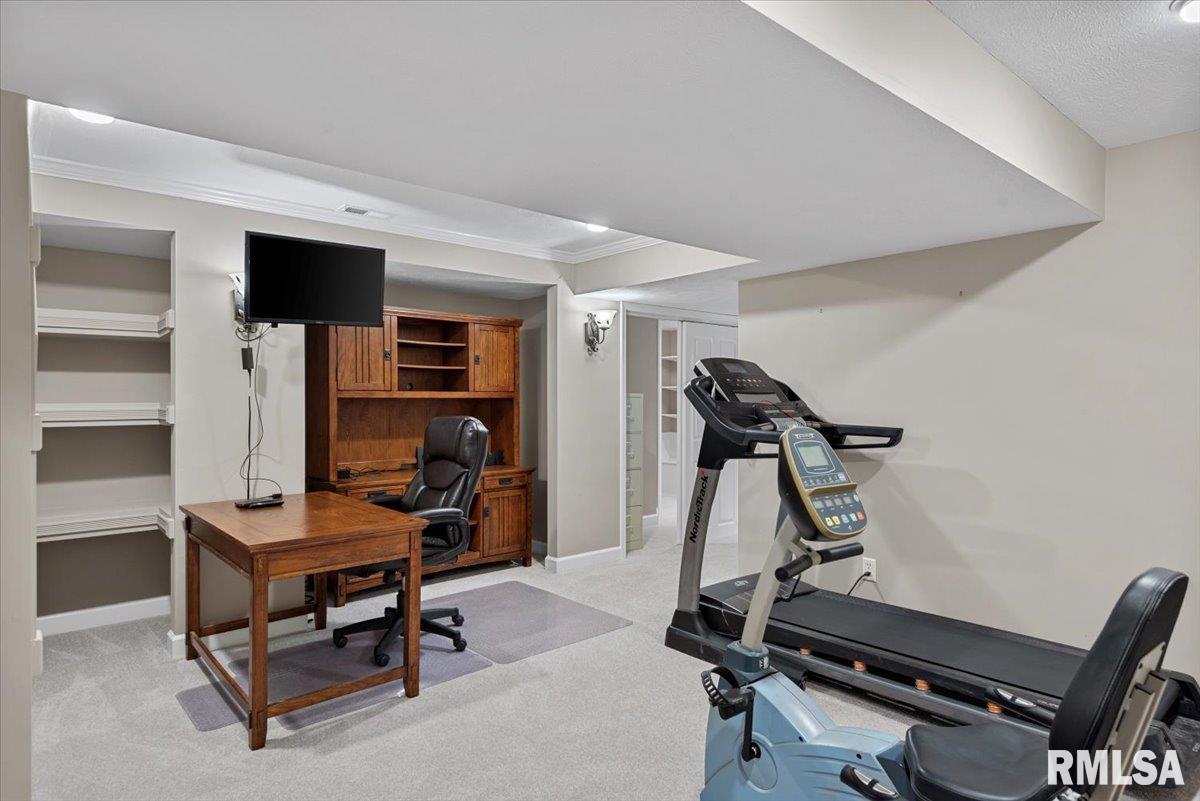 2716 Killarney Road Springfield, IL 62711 - Photo 37 of 48