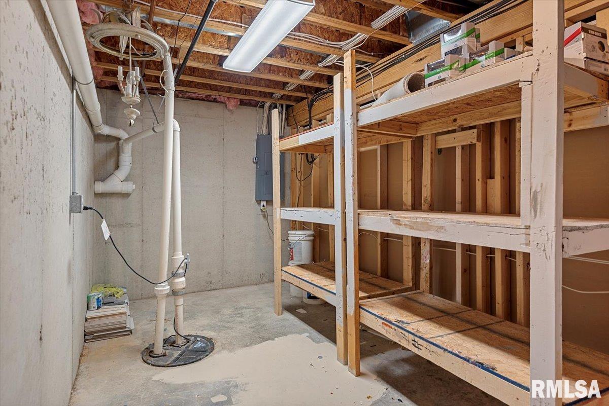 2716 Killarney Road Springfield, IL 62711 - Photo 39 of 48