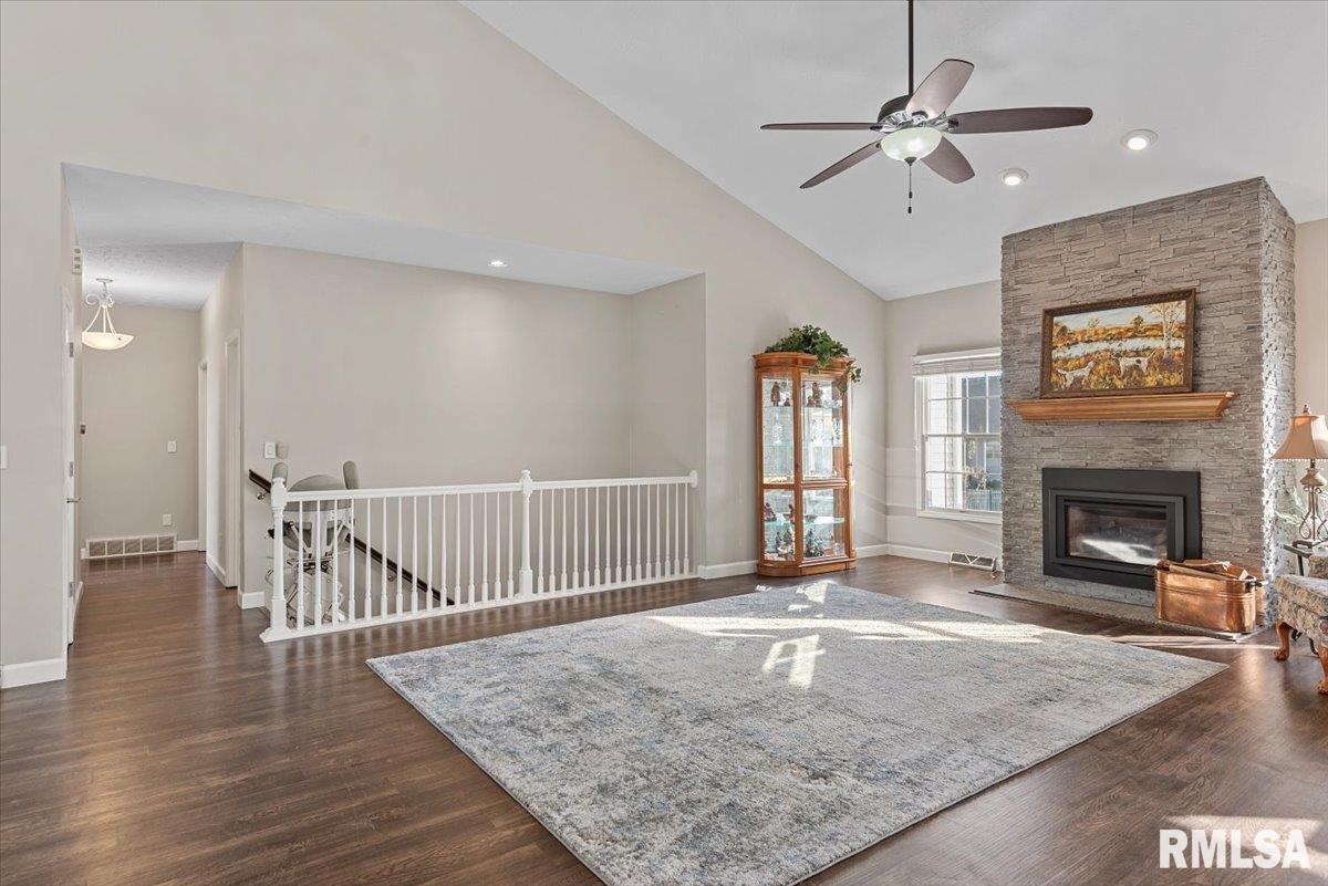 2716 Killarney Road Springfield, IL 62711 - Photo 5 of 48