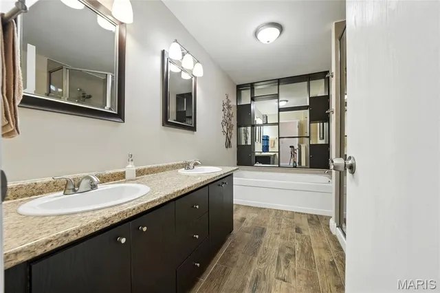 $227,000 | 1710 Forest Hills Drive, Unit C, St. Charles, MO 63303