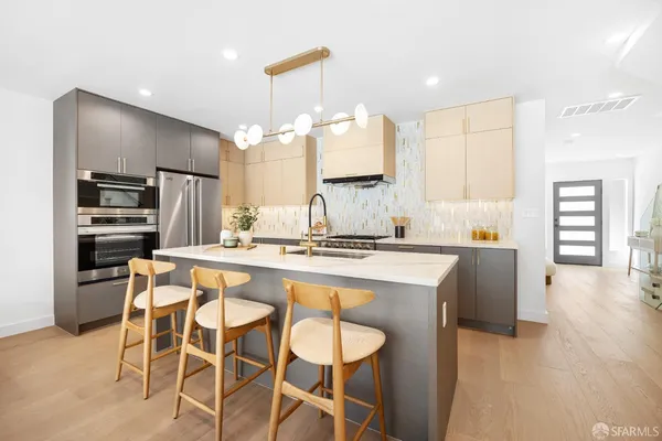 $1,890,000 | 571 Gates Street, San Francisco, CA 94110