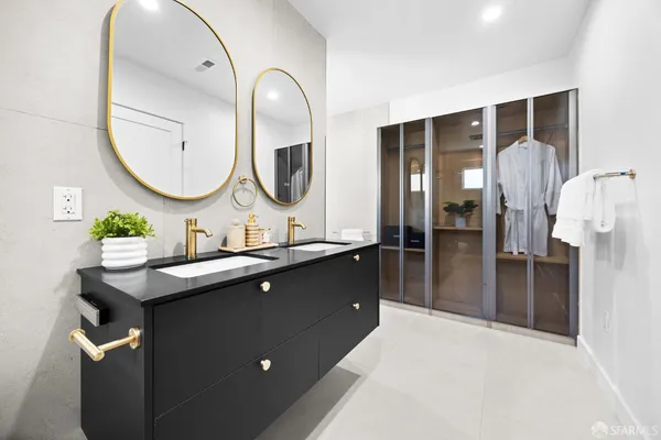 $1,890,000 | 571 Gates Street, San Francisco, CA 94110