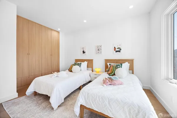 $1,890,000 | 571 Gates Street, San Francisco, CA 94110