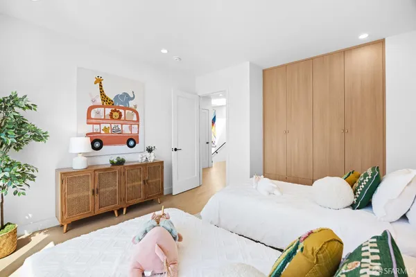 $1,890,000 | 571 Gates Street, San Francisco, CA 94110