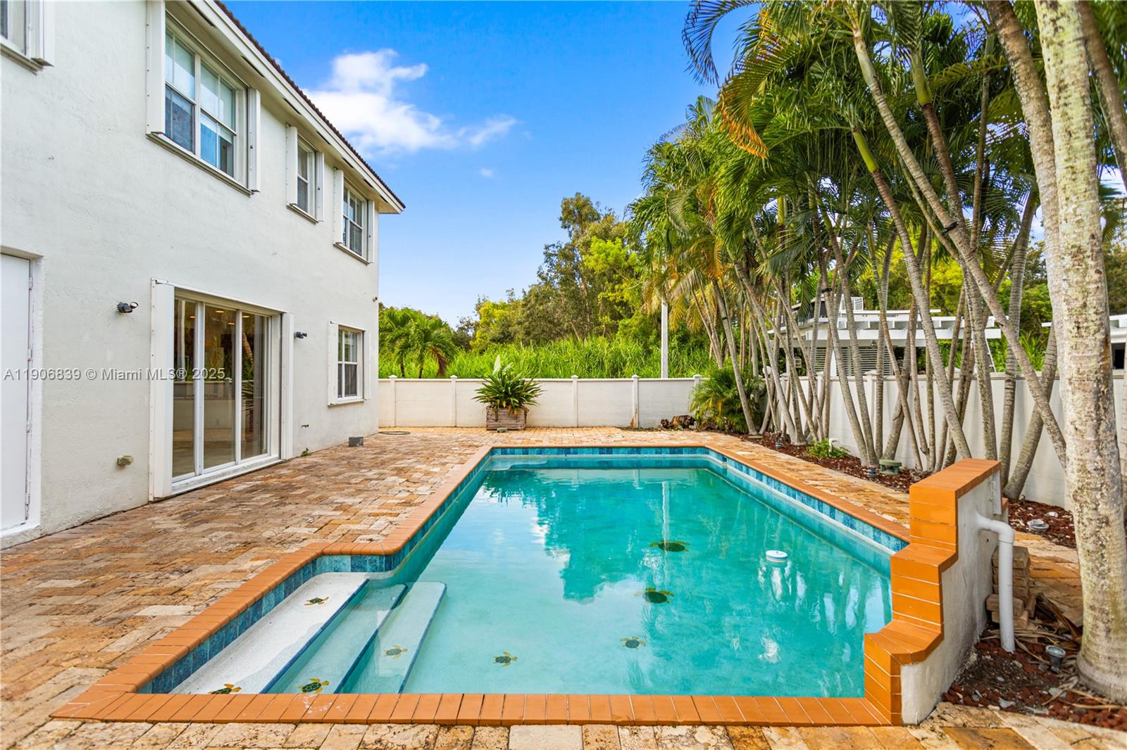 3003 Southwest 147th Place Miami, FL 33185 - Photo 11 of 79 Gallery Image 11