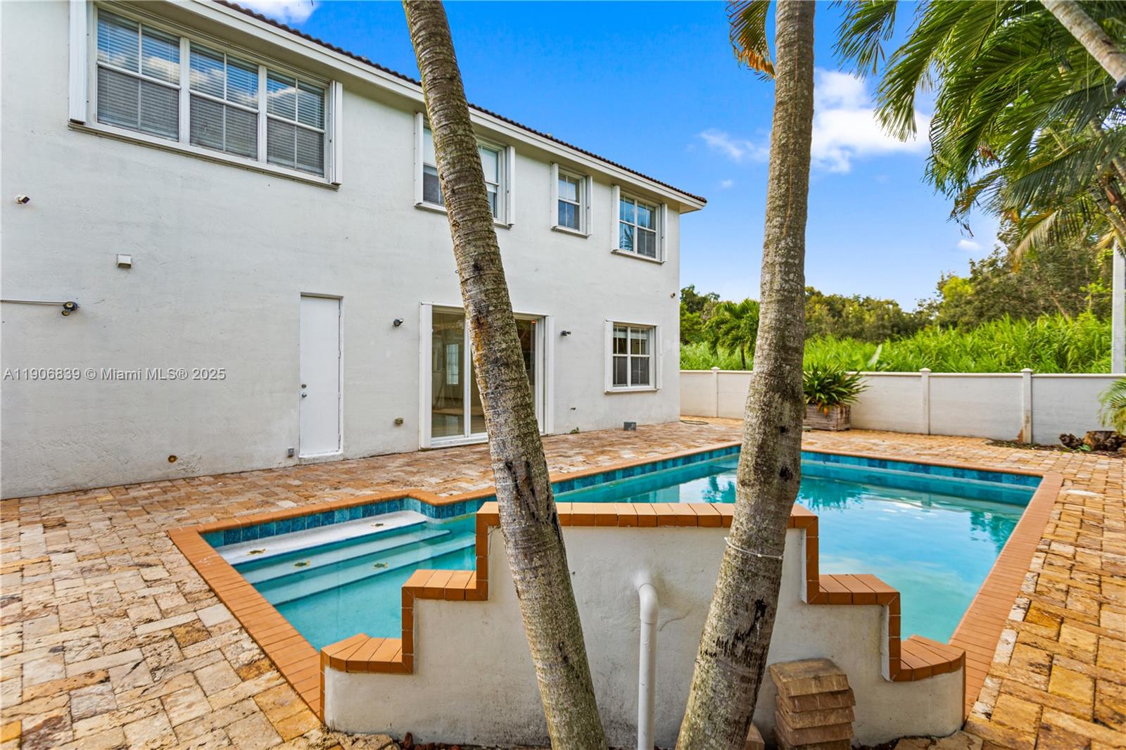 3003 Southwest 147th Place Miami, FL 33185 - Photo 12 of 79 Gallery Image 12
