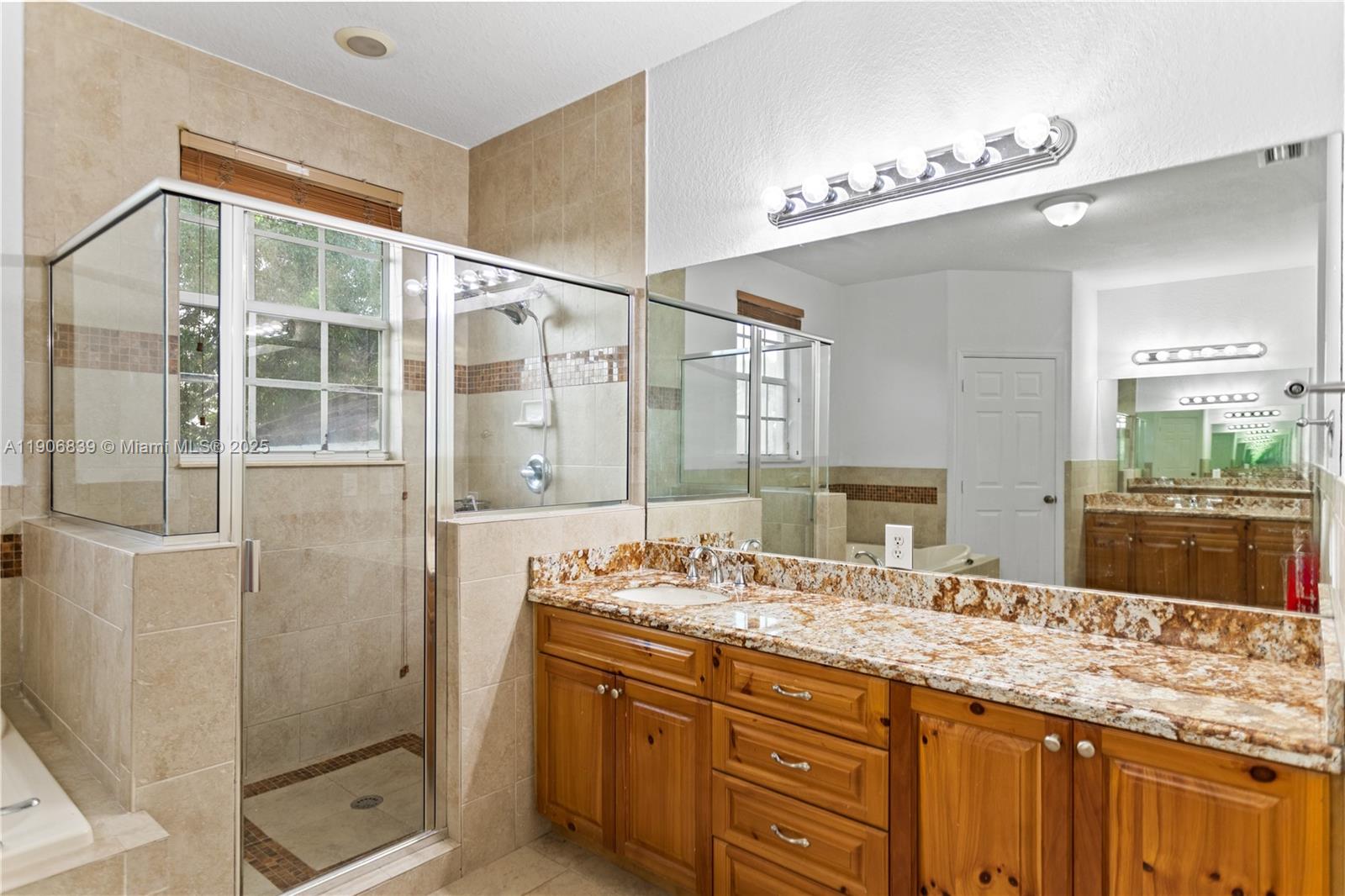 3003 Southwest 147th Place Miami, FL 33185 - Photo 19 of 79 Gallery Image 19