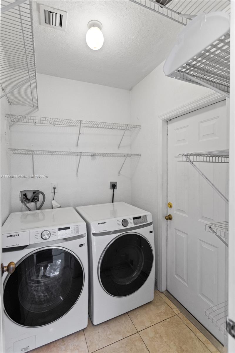 3003 Southwest 147th Place Miami, FL 33185 - Photo 56 of 79 Gallery Image 56