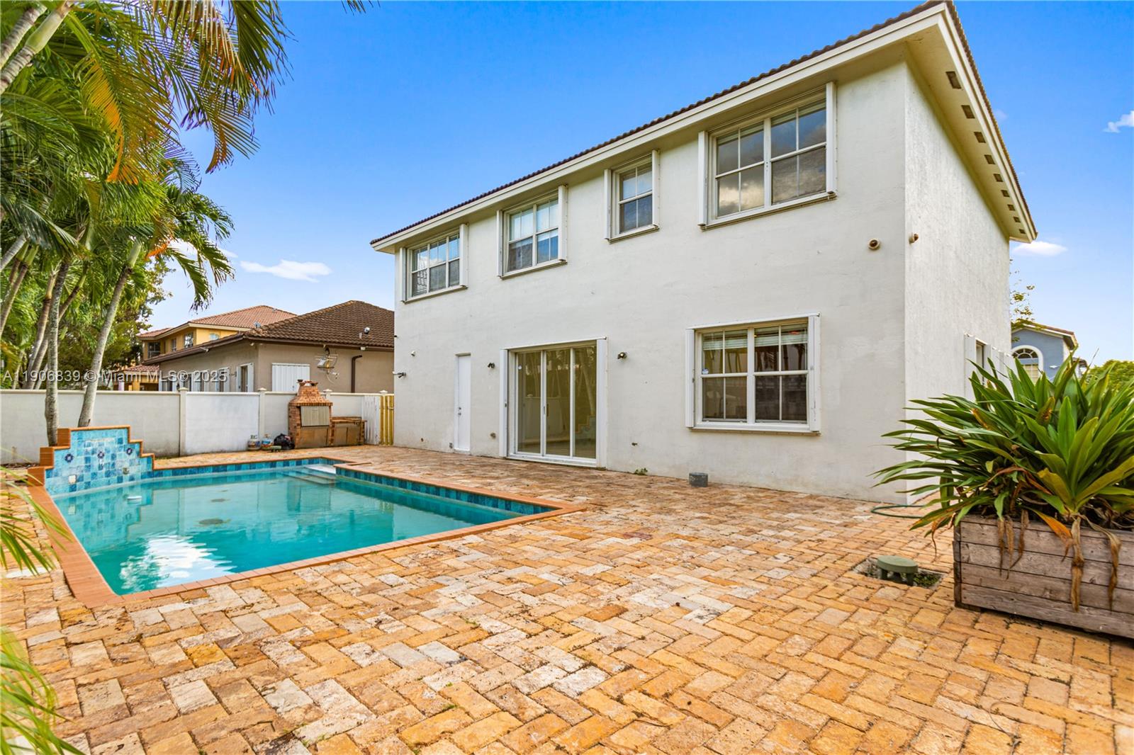 3003 Southwest 147th Place Miami, FL 33185 - Photo 6 of 79 Gallery Image 6