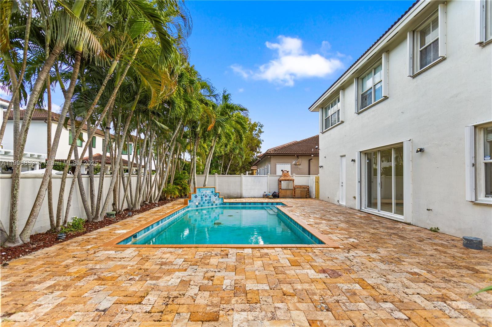 3003 Southwest 147th Place Miami, FL 33185 - Photo 8 of 79 Gallery Image 8