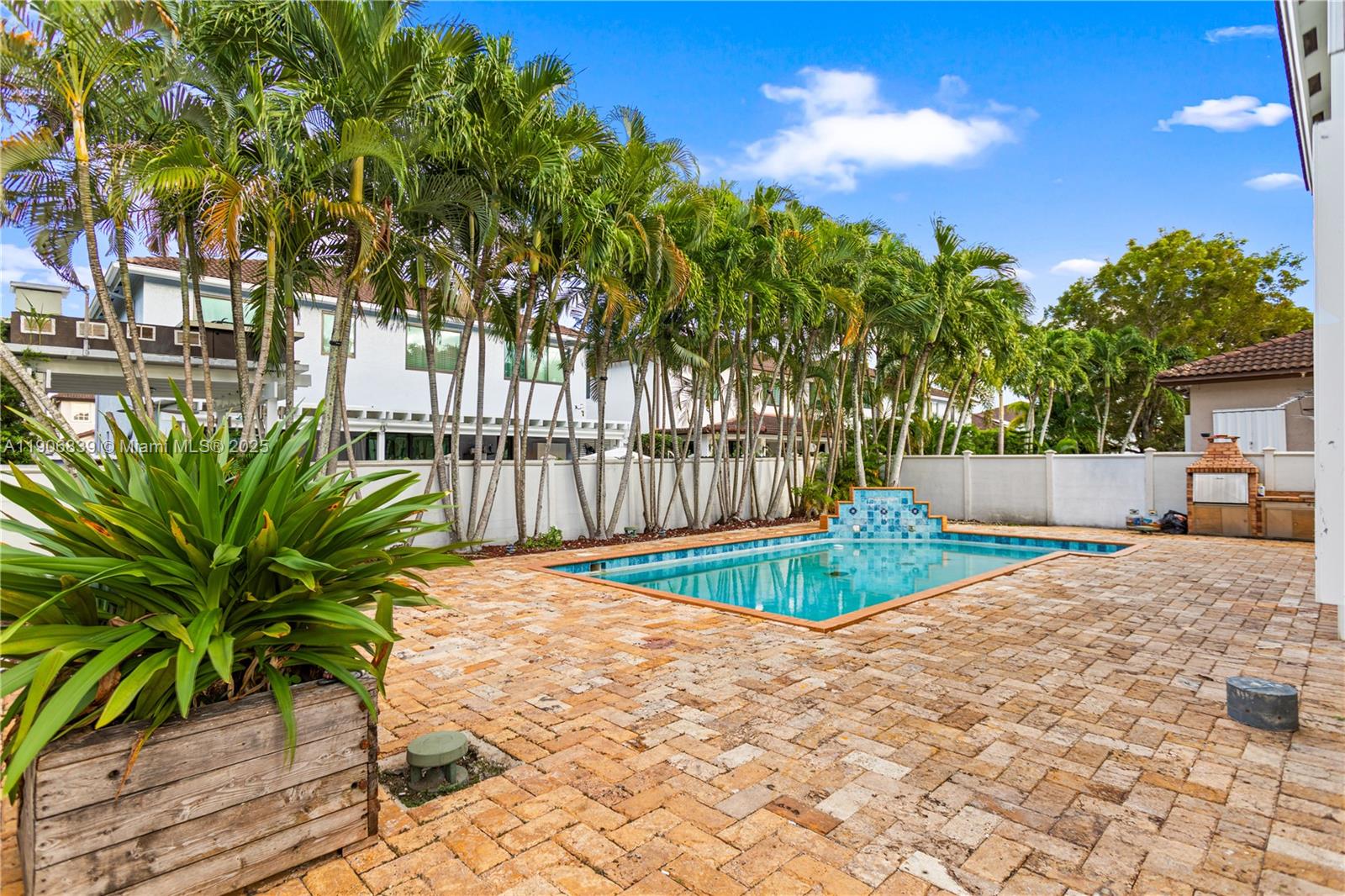 3003 Southwest 147th Place Miami, FL 33185 - Photo 9 of 79 Gallery Image 9
