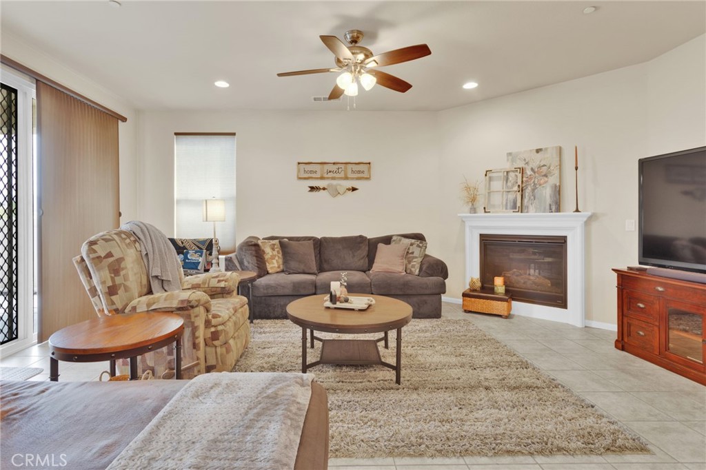 10857 Green Valley Road Apple Valley, CA 92308 - Photo 9 of 51
