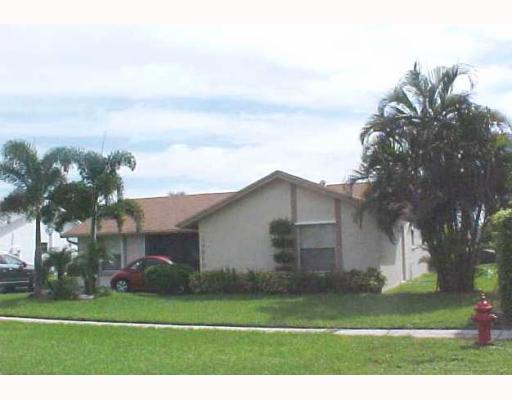 19630 Delaware Circle Boca Raton, FL 33434 - Photo 1 of 16 Primary Photo