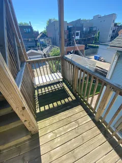 $2,600 | 1624 North Bell Avenue, Unit C, Chicago, IL 60647