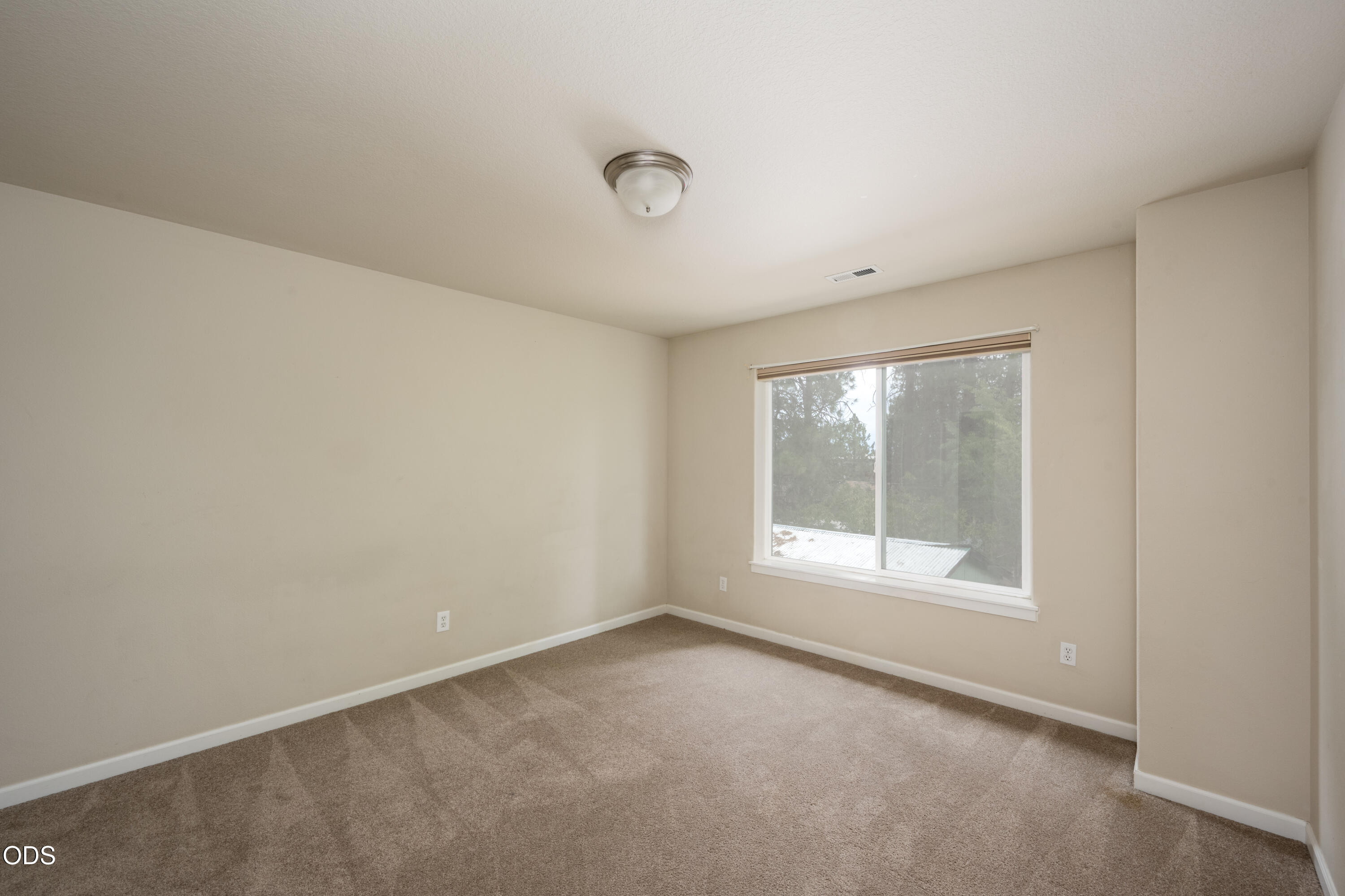 61506 Tall Tree Court Bend, OR 97702 - Photo 29 of 37