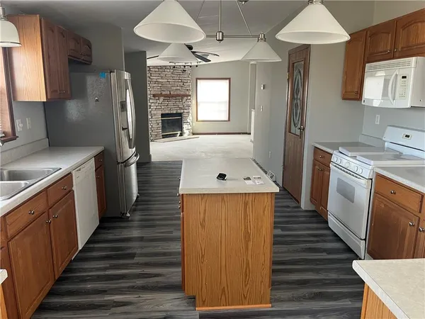 $238,000 | 12834 174 Road, Mayetta, KS 66509