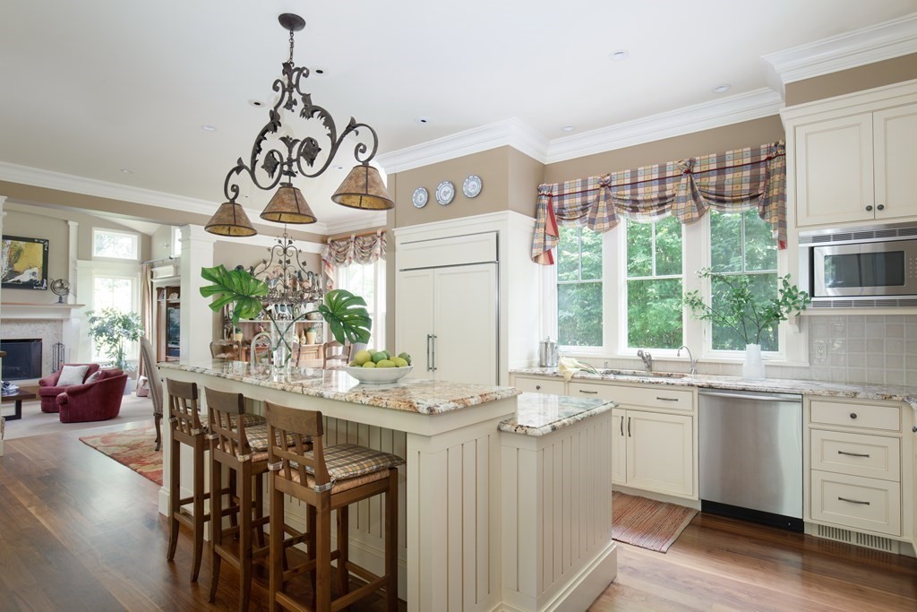 57 The Ledges Road Newton, MA 02459 - Photo 12 of 36