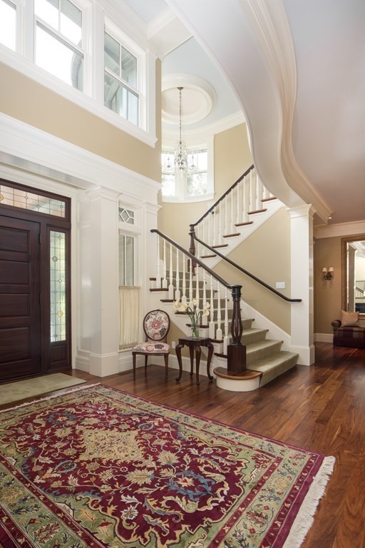 57 The Ledges Road Newton, MA 02459 - Photo 4 of 36