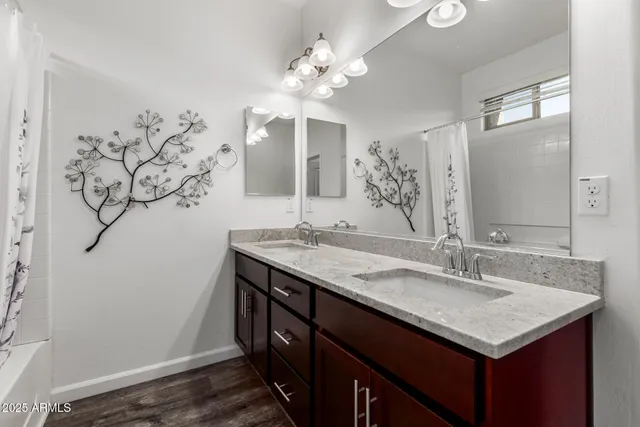 $275,000 | 22125 North 29th Avenue, Unit 135, Phoenix, AZ 85027