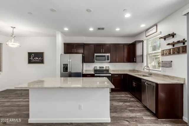 $275,000 | 22125 North 29th Avenue, Unit 135, Phoenix, AZ 85027