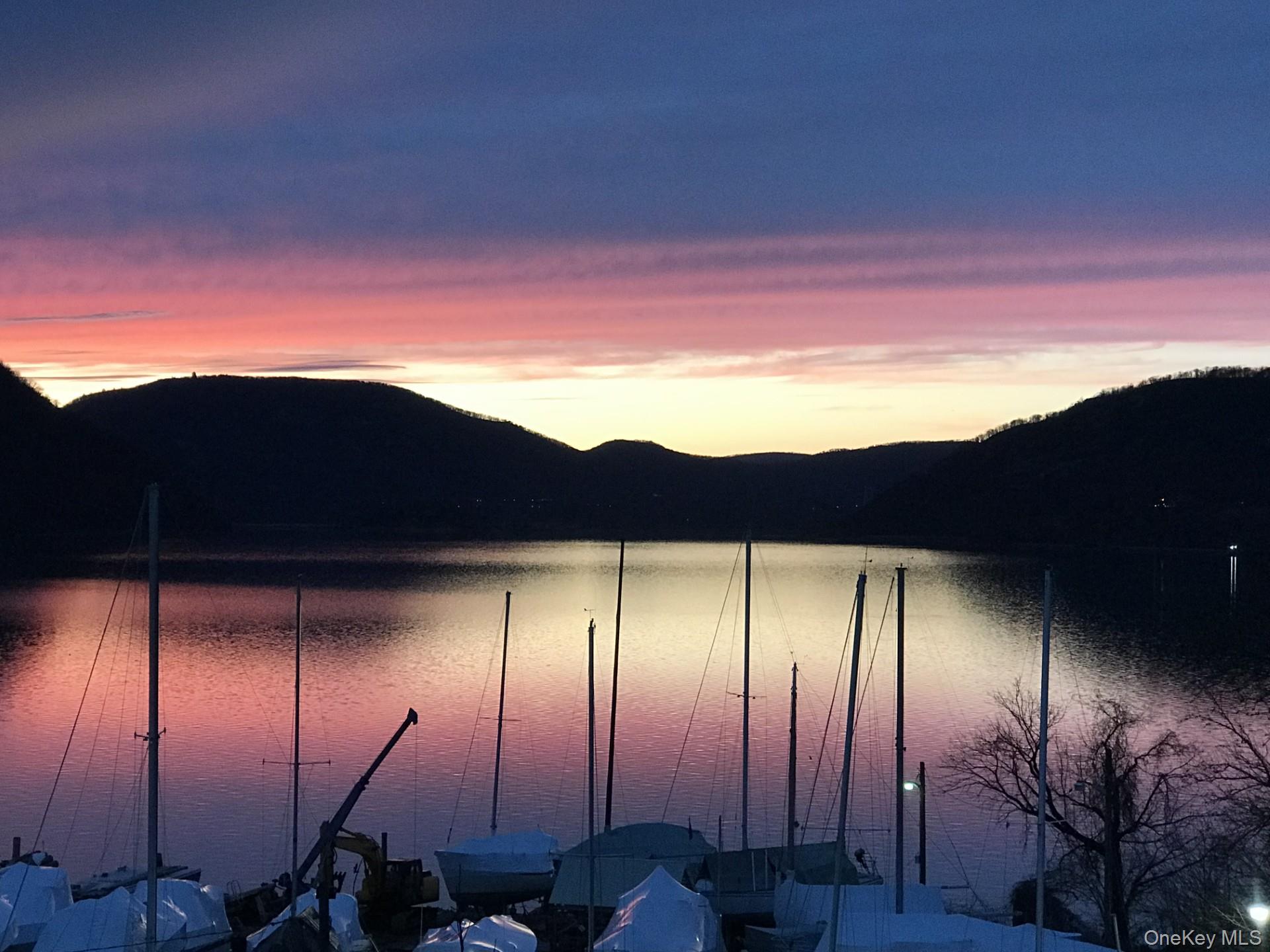 323 Waterside Close Peekskill, NY 10566 - Photo 39 of 42 Sunset view from your balcony