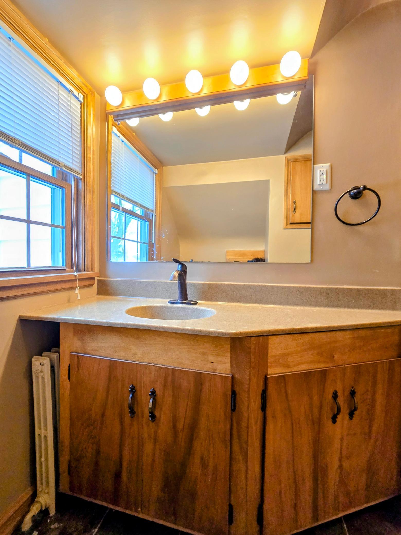 831 4th Avenue Southwest Pipestone, MN 56164 - Photo 25 of 53