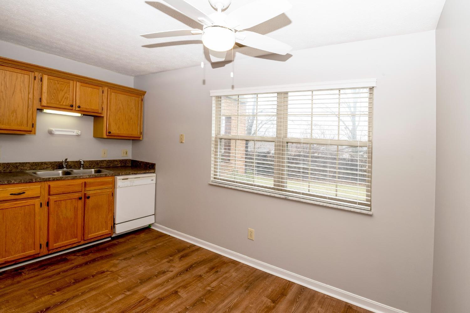 3308 North Bend Road, Unit 14 Cincinnati, OH 45247 - Photo 13 of 32