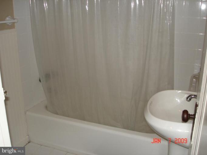 1906 37th Street Northwest Washington, DC 20007 - Photo 8 of 13 Bath #1