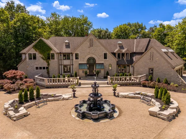 $3,400,000 | 1635 Strathshire Hall Place, Powell, OH 43065