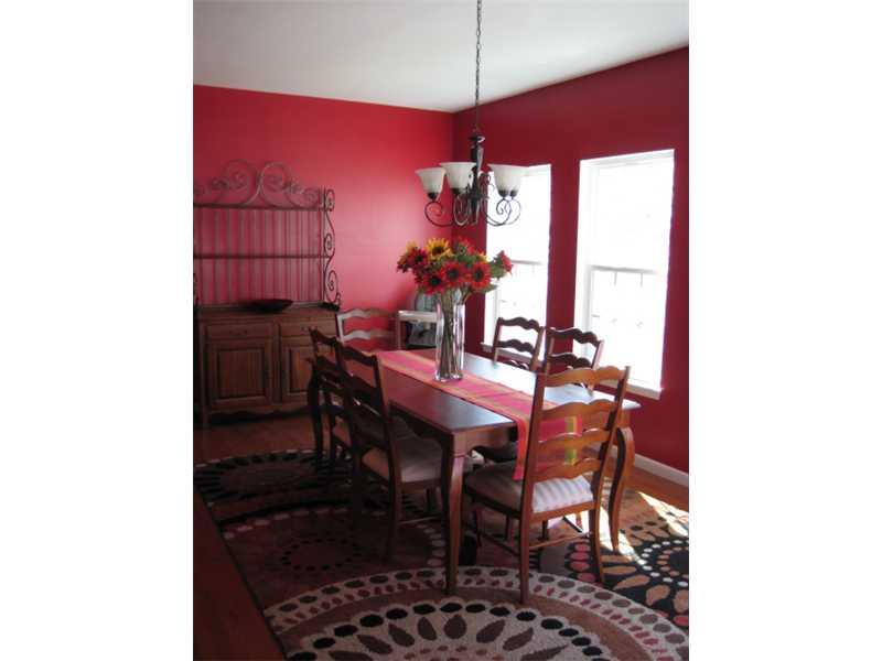 126 Walnut Drive McKees Rocks, PA 15136 - Photo 12 of 24 Dining Room.