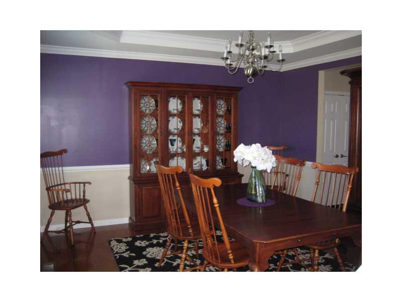 126 Walnut Drive McKees Rocks, PA 15136 - Photo 3 of 24 Dining Room.