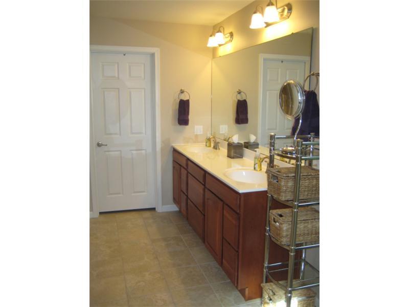 126 Walnut Drive McKees Rocks, PA 15136 - Photo 21 of 24 Master Bath/Spa.