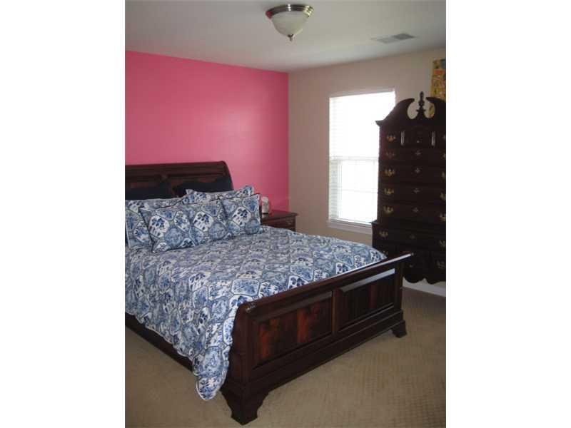 126 Walnut Drive McKees Rocks, PA 15136 - Photo 22 of 24 Bedroom.