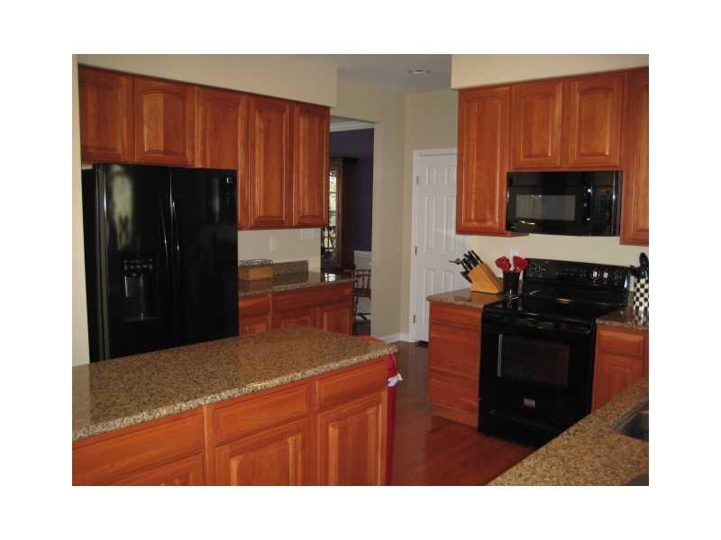 126 Walnut Drive McKees Rocks, PA 15136 - Photo 10 of 24 Kitchen.
