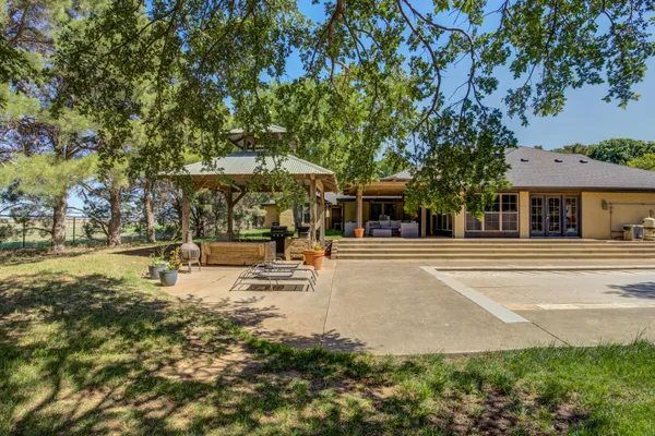 $1,450,000 | 9009 County Road 7500, Wolfforth, TX 79382
