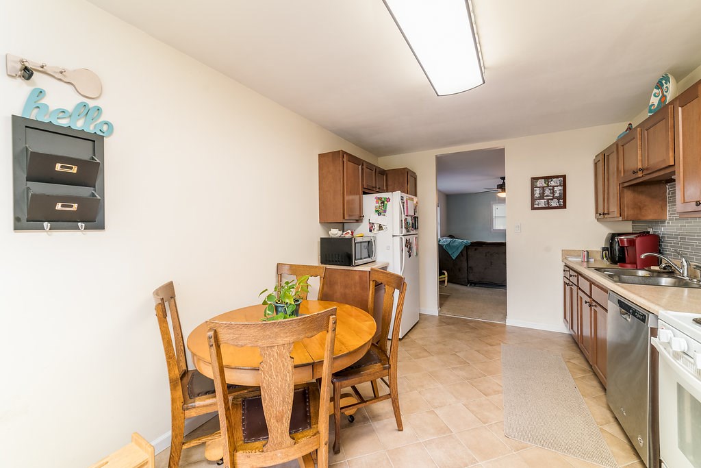 3212 South Cherokee Road Muncie, IN 47302 - Photo 5 of 12 Gallery Image 5