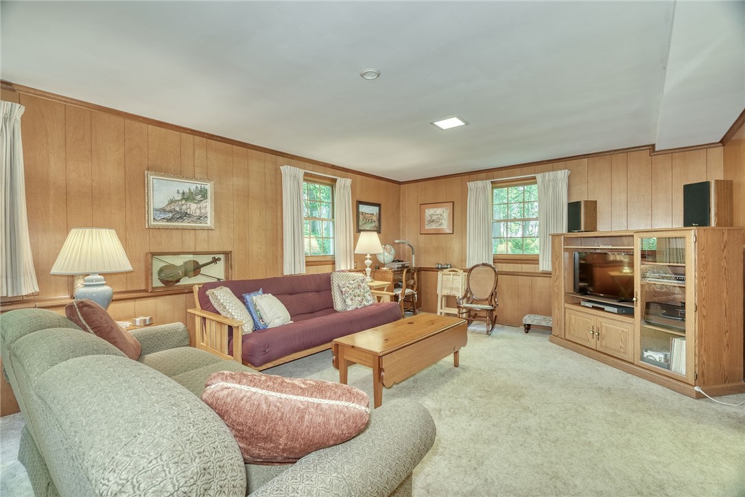 226 Dickinson Road Webster, NY 14580 - Photo 24 of 50