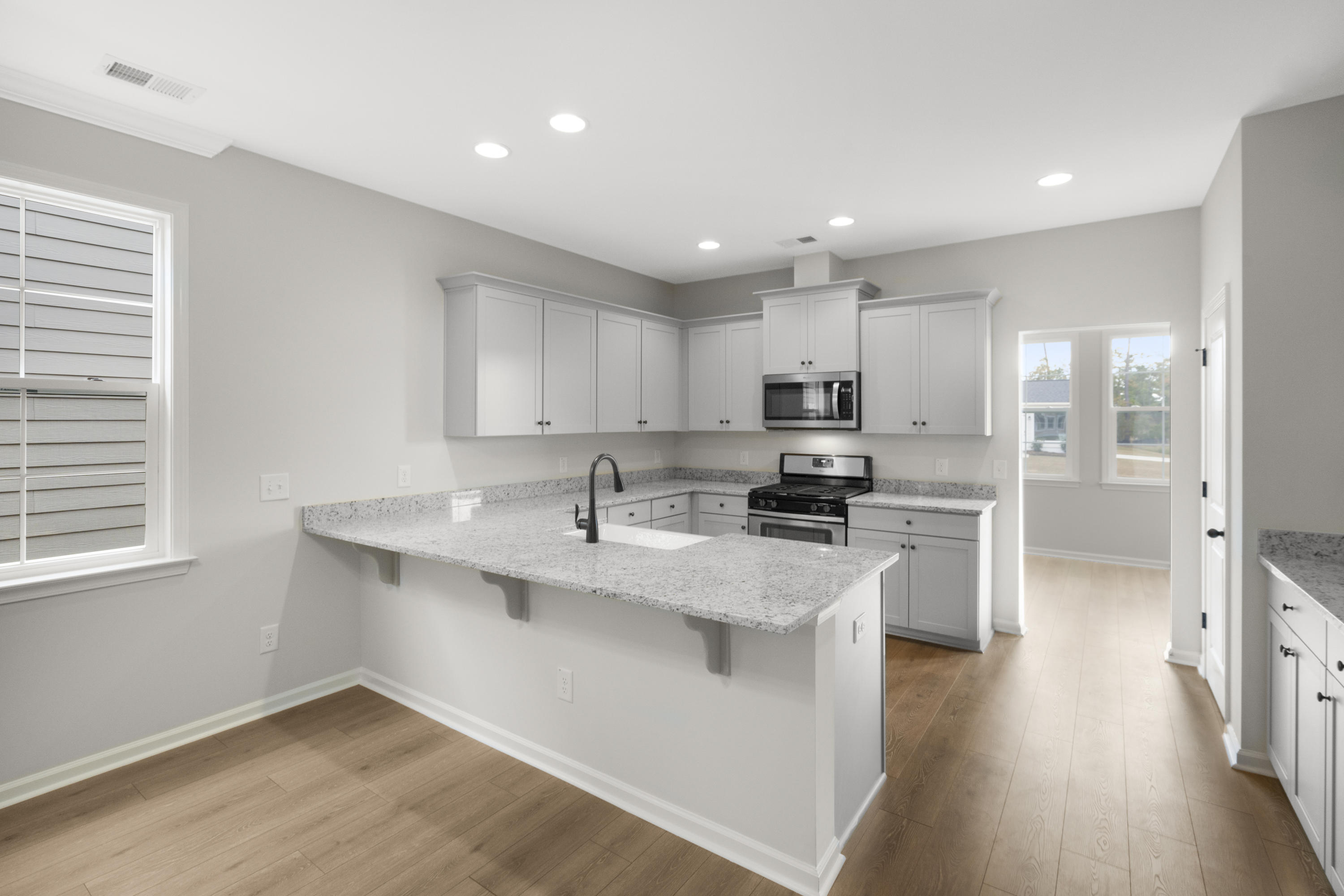 683 Black Pine Road Moncks Corner, SC 29461 - Photo 11 of 49 SDH09239